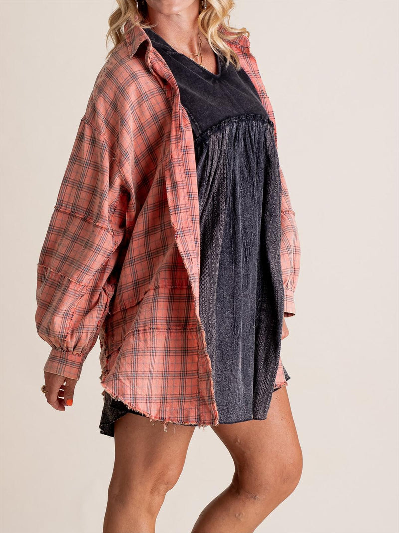 🏆Women's Mineral Washed Button Down Plaid Shirt