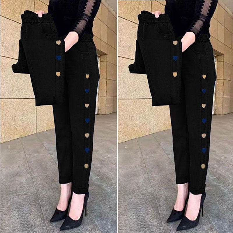 🔥HOT Sale 49% OFF🔥Women's High-Elasticity Heart Pattern Embroidered Jeans