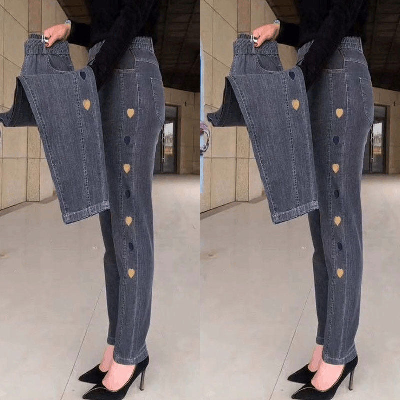 🔥HOT Sale 49% OFF🔥Women's High-Elasticity Heart Pattern Embroidered Jeans