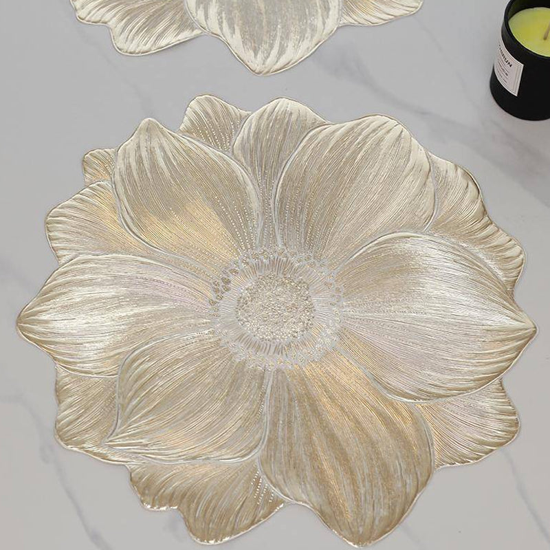 🌸Hot Sale🎁Lotus-Shaped Heat-Resistant and Washable Placemat